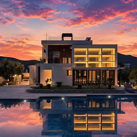 Villa Fanis *